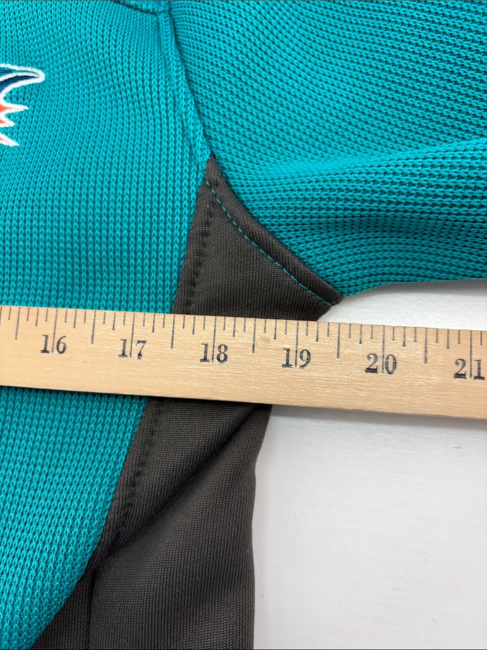 NFL Miami Dolphins Jacket Medium - Picture 6 of 9